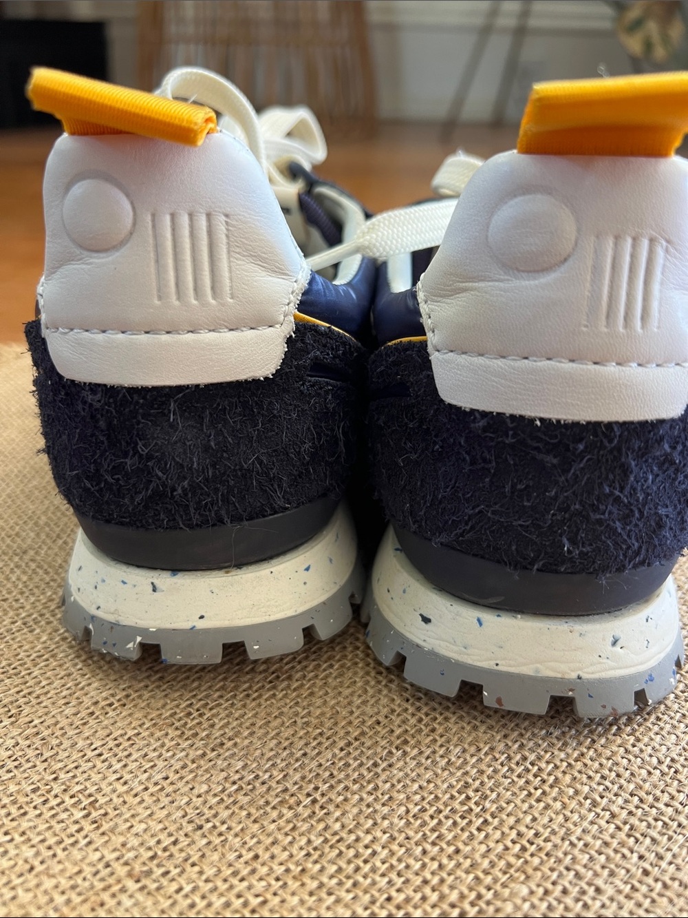 OnCept Toronto Sneakers. Like new. Worn once. - Picture 5 of 9
